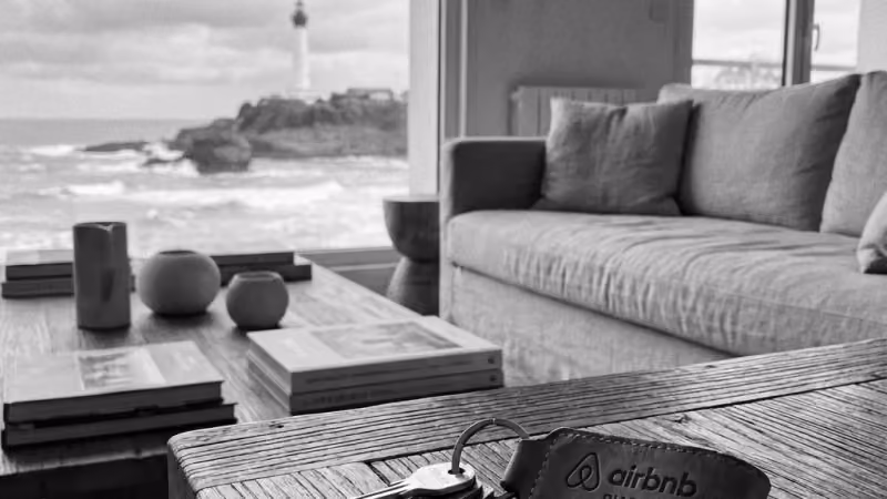 Louer sur Airbnb à Biarritz : 5 Pièges de Sous-Location Clandestine et Guide Légal (2026)